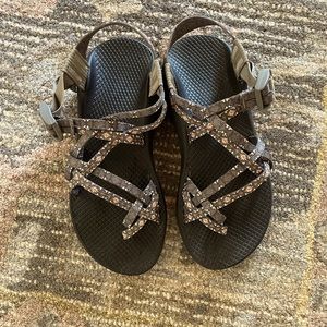 Womens size 7 Chacos